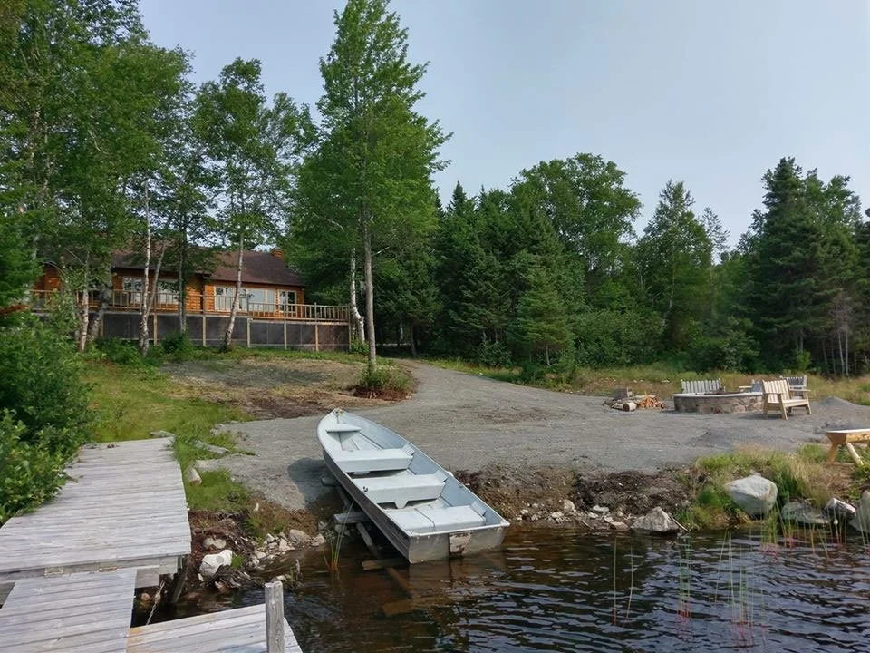 Bears-Den-LodgeE Bear's Den Lodge | Riverrun Outfitting NL